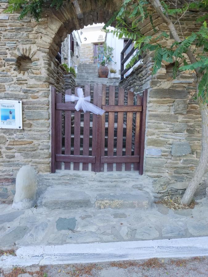 Monte Kechros Guest House Arnados Eksteriør bilde