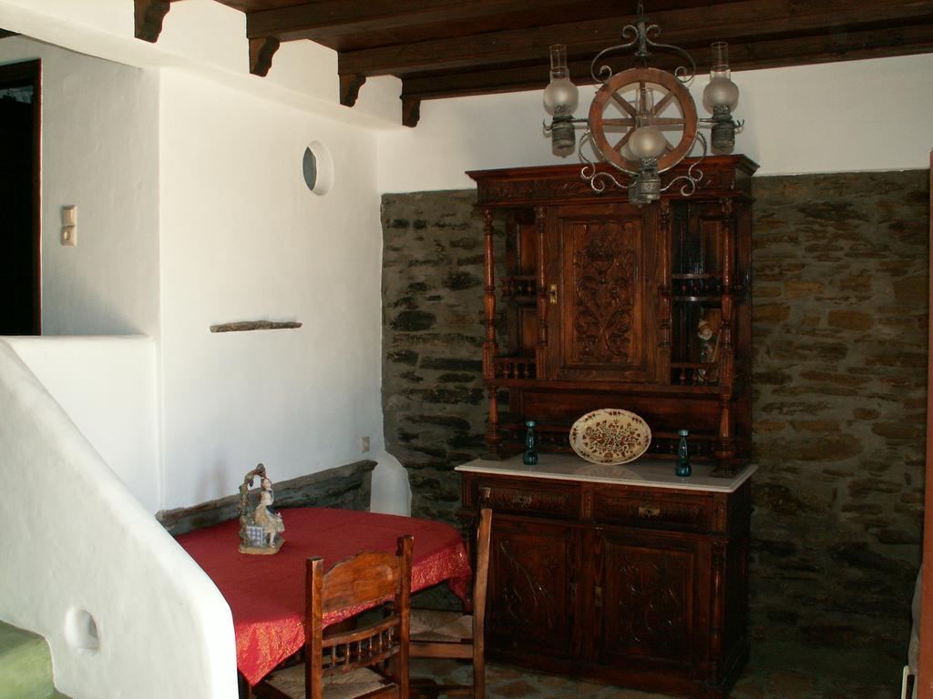 Monte Kechros Guest House Arnados Eksteriør bilde