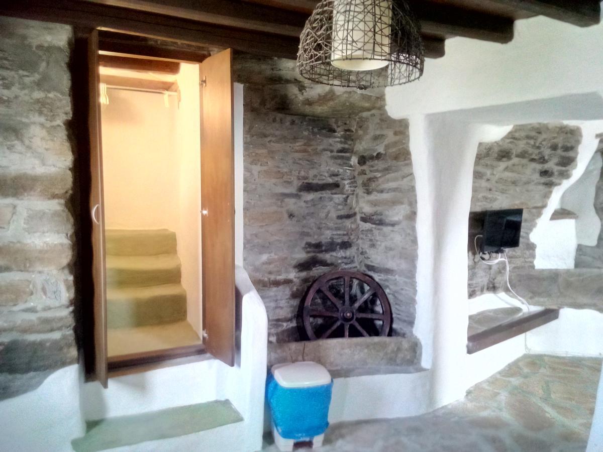 Monte Kechros Guest House Arnados Eksteriør bilde